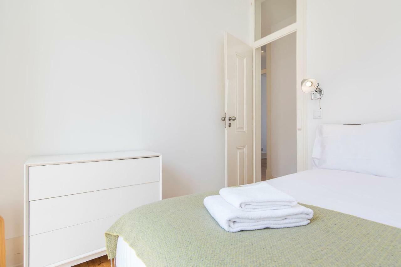 Lovelystay - Sunny Santa Catarina II Lisabona Exterior foto