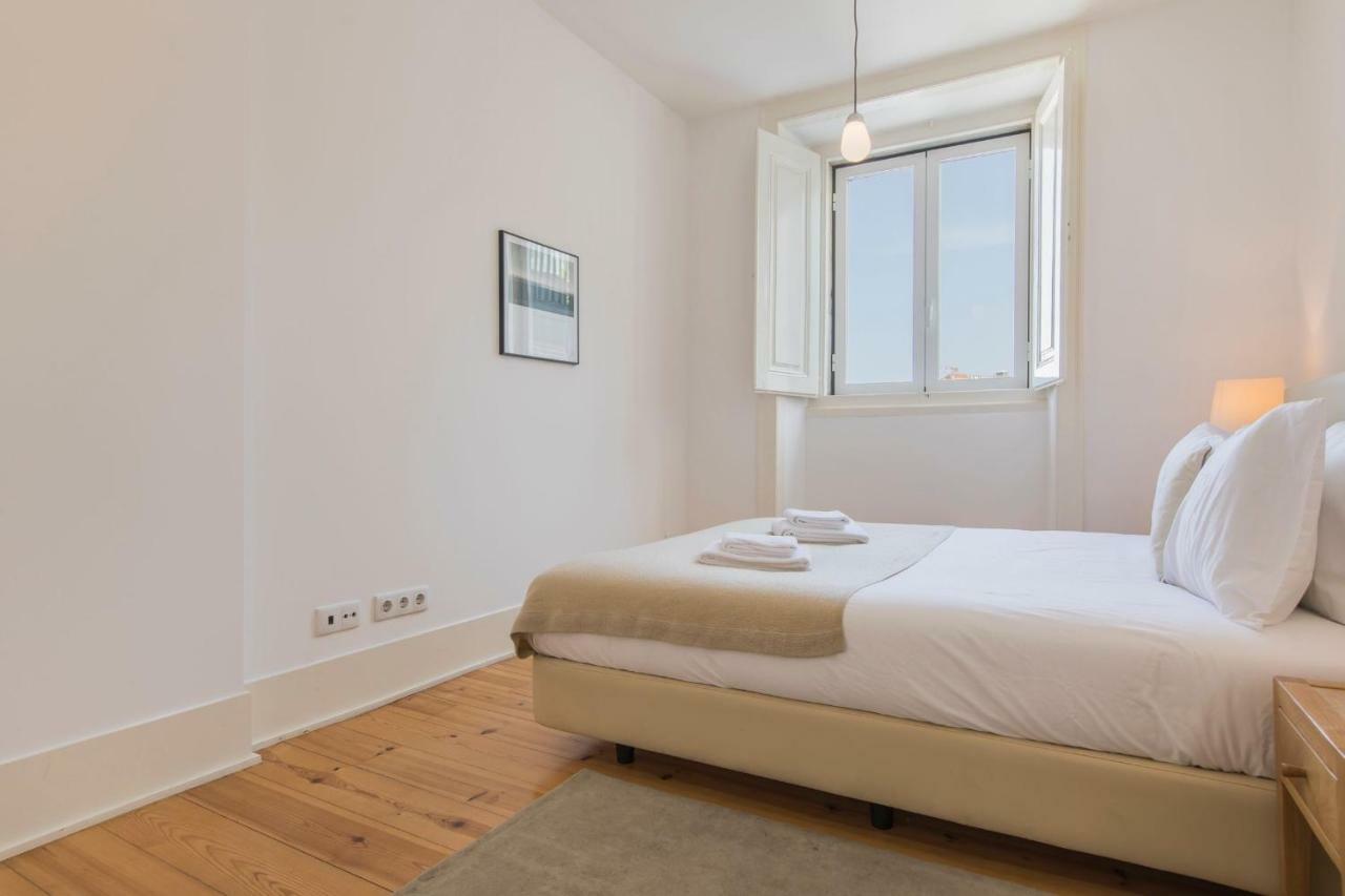Lovelystay - Sunny Santa Catarina II Lisabona Exterior foto
